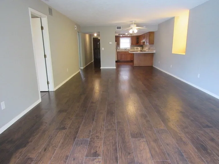 10022 Oxfordshire Ln #201 — Photo 5