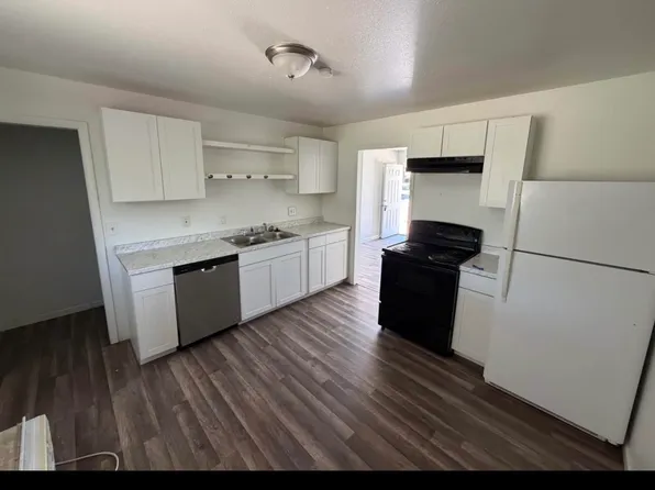 1810 Yakima Ln, Pueblo, CO 81001