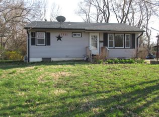 7711 E 48th Ter, Kansas City, MO 64129