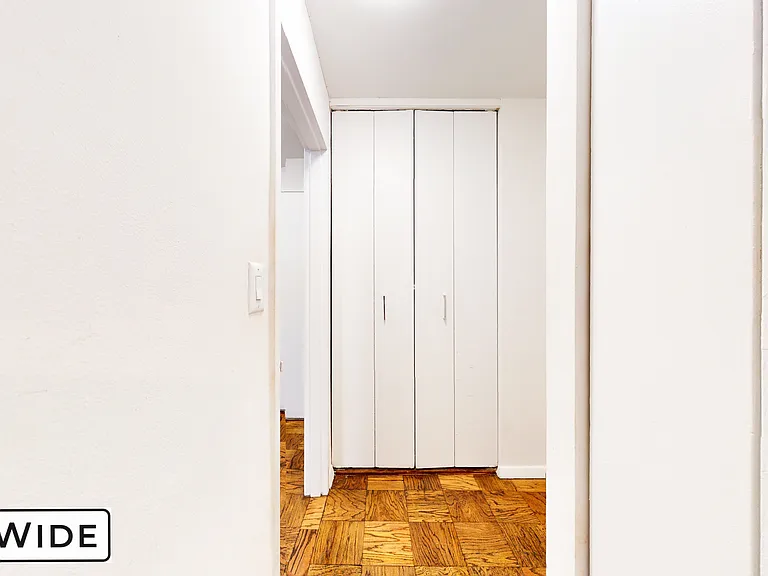 240 E 82nd St #5G — Photo 5