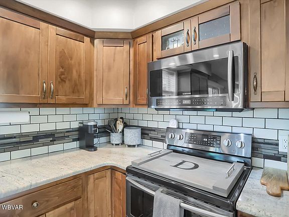 5th image of 105 Pennywood Ave