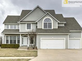1200 SW Summit Hill Dr, Lees Summit, MO 64081