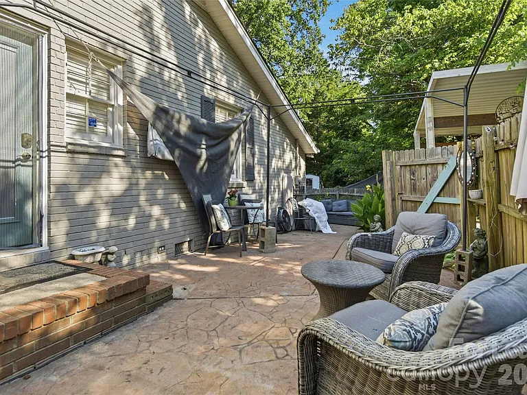 4231 Firethorne Rd — Photo 25