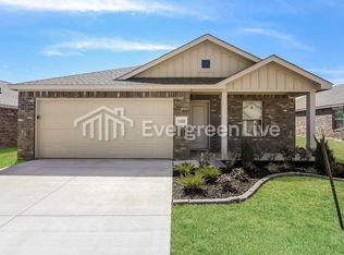 11628 SW 38th St, Mustang, OK 73064