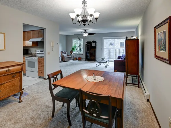 41 Golf Course Rd Unit E, Madison, WI 53704