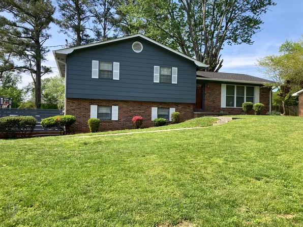 915 Hackberry Dr NW, Cleveland, TN 37311