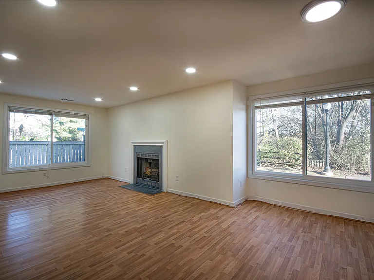 Ceramic Entry, Family Room, Dining Room