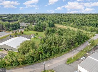 5112 Commonwealth Dr, Fredericksburg, VA 22407