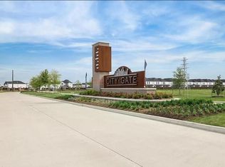 3014 Crown Gate Dr, Houston, TX 77047