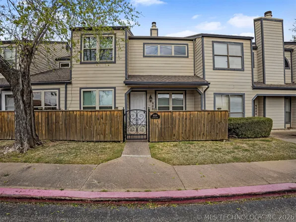 9006 E 60th Pl, Tulsa, OK 74145