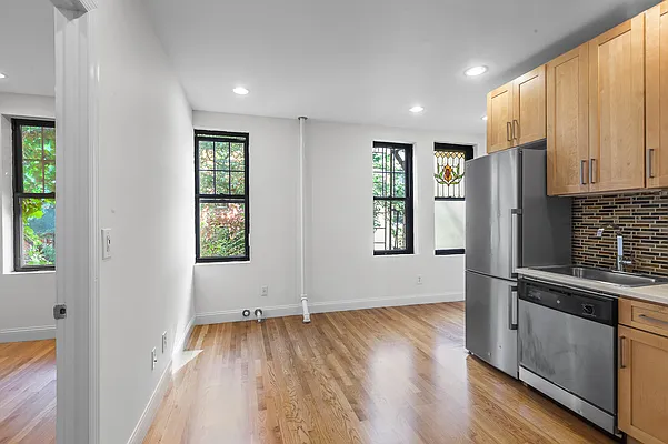 Rented by Corcoran | media 7