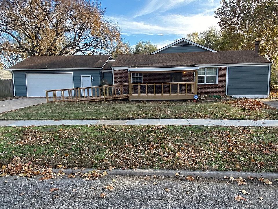 2nd image of 515 W 48th St N