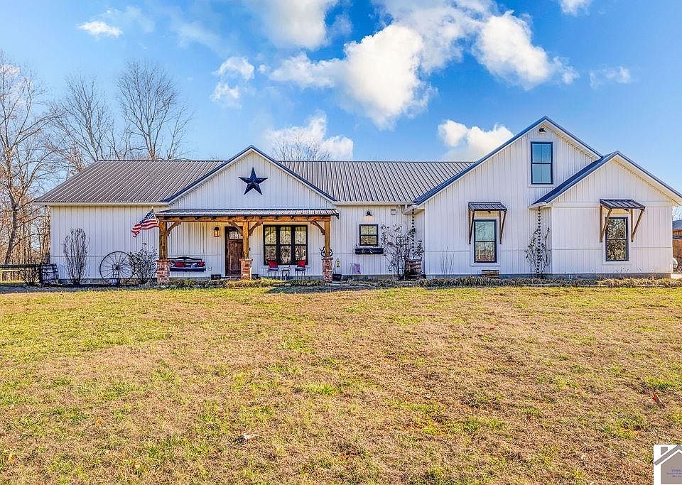 1st image of 1800 Wray Rd