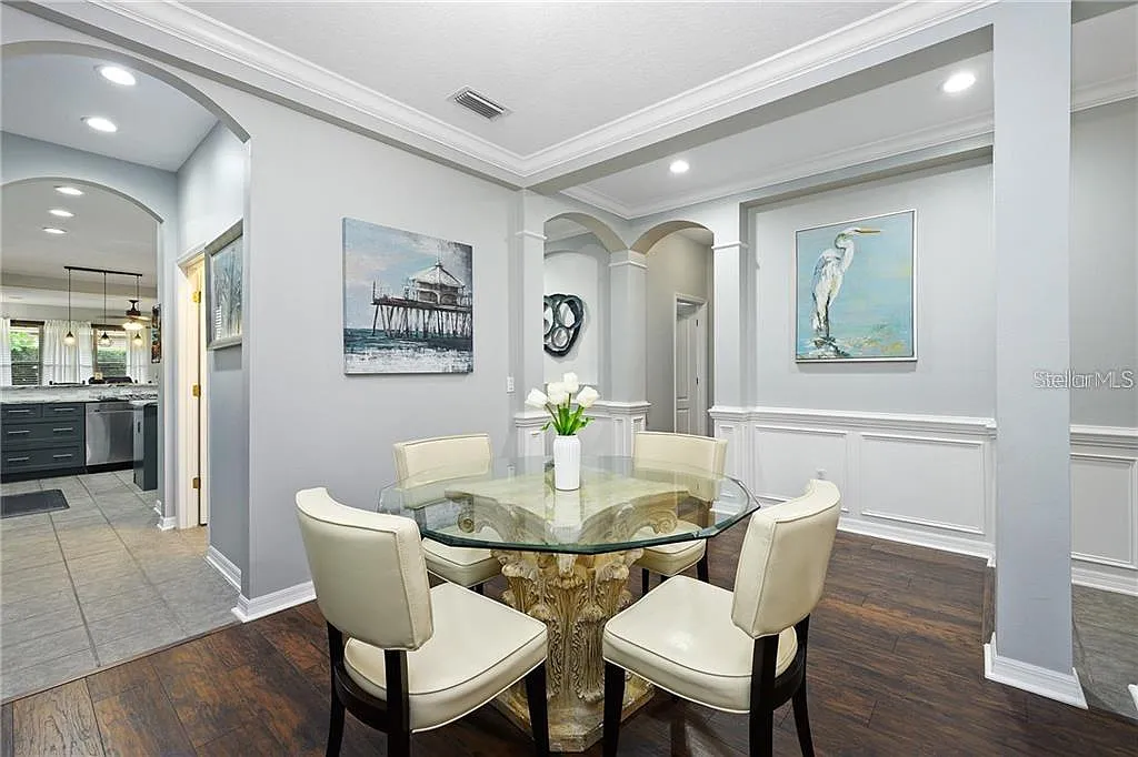 5 bed, 3.5 bath, 3000 sqft, $3,600 — Photo 4