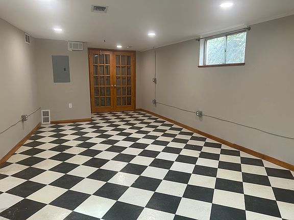 Living room.