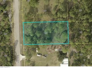 906 Clayton Ave, Lehigh Acres, FL 33972