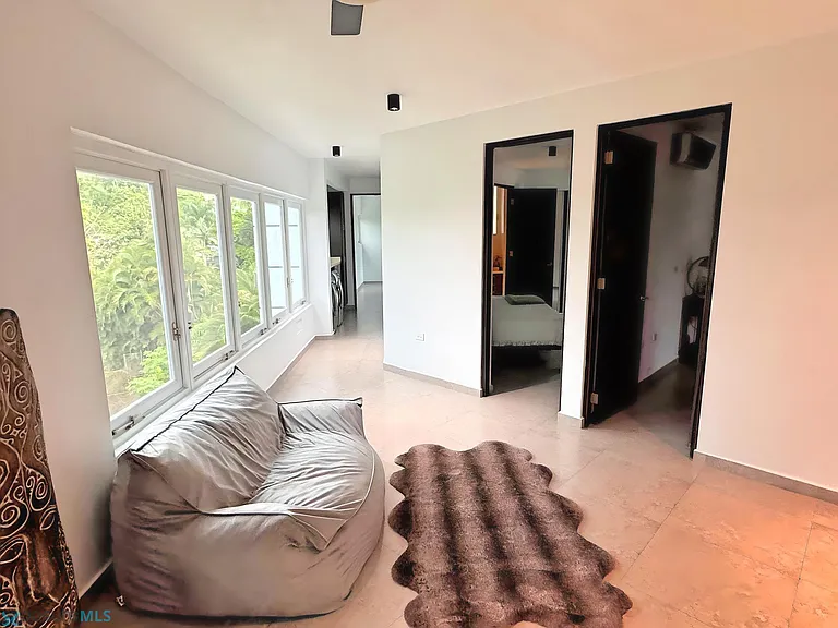 109 Gran Vis — Photo 19