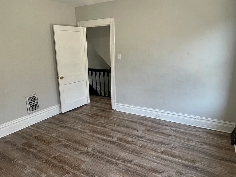226 Lobinger Ave — Photo 30