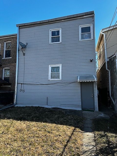 2nd image of 6432 S Marshfield Ave