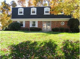 1090 Covington Pl, Allison Park, PA 15101