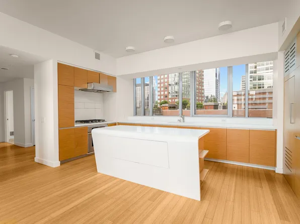 2 River Terrace image 7 of 21