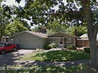 538 Panda Loop, Eugene, OR 97401