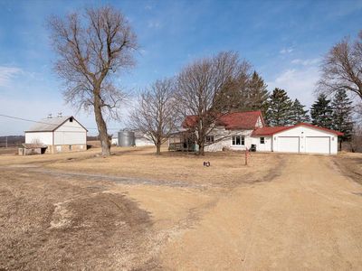 W4836 State Road 33, La Crosse, WI, 54601