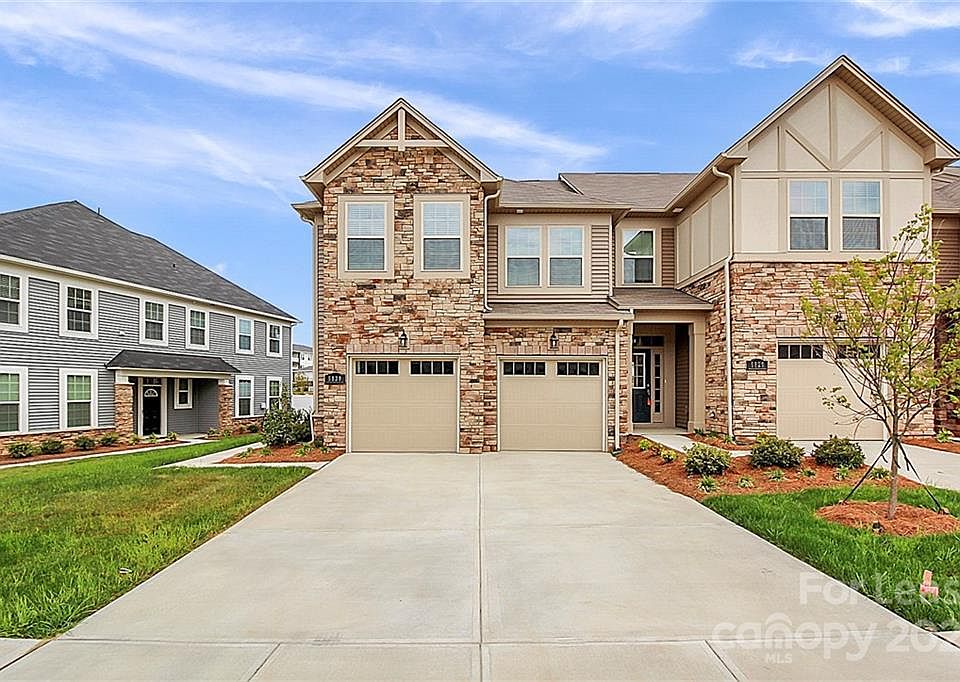 1st image of 5830 Clan Maclaine Dr