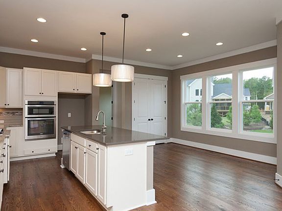 The Hadley A Kitchen