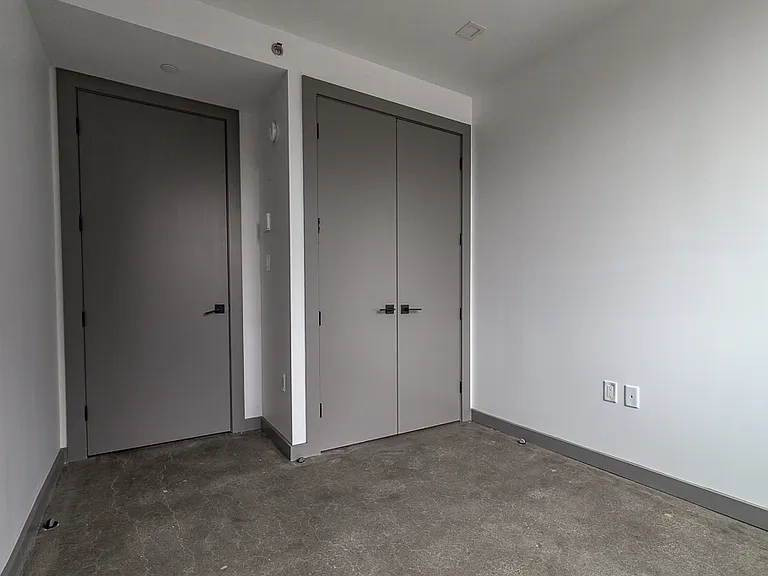 410 Tompkins Ave #4G — Photo 5