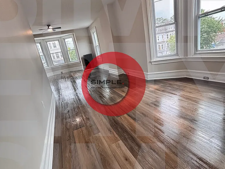 167 W Windsor St — Photo 18