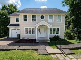 356 Charleston Ave, Morgantown, WV 26501