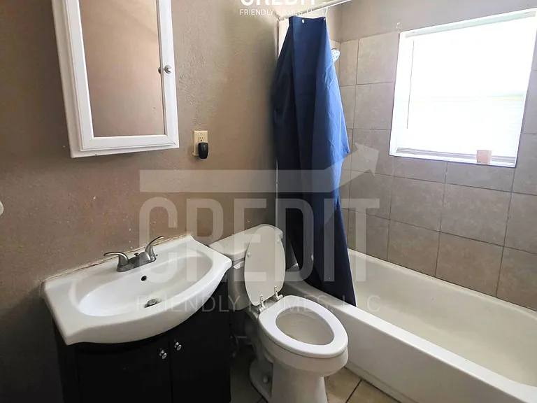 801 Cantrell Heights St — Photo 10