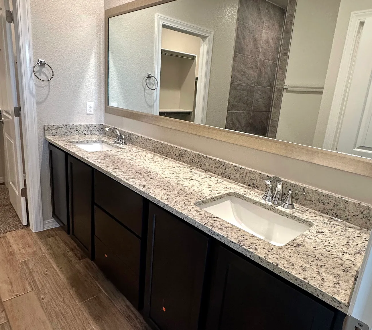 4 bed, 1482 sqft, $2,195 — Photo 3