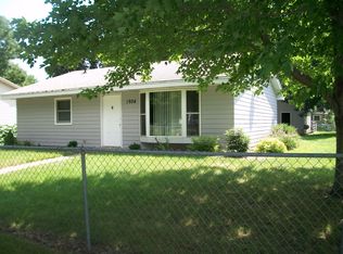 1924 N 30th St, Lincoln, NE 68503