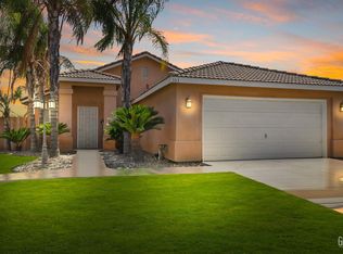 303 Fern Meadow Dr, Bakersfield, CA 93308