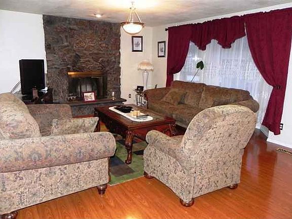 4th image of 508 Stagecoach Ct