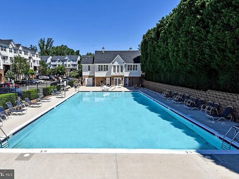 5909 Founders Hill Dr #202 — Photo 41