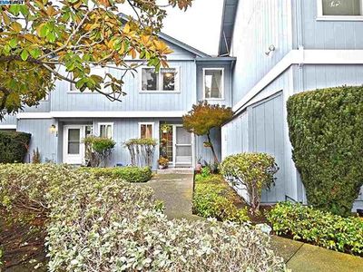 20115 Redwood Rd APT 11, Castro Valley, CA, 94546