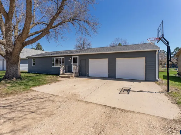 25804 Church Ave, Renner, SD 57055