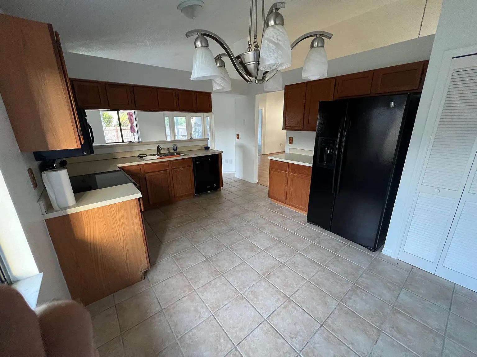 3 bed, 1532 sqft, $2,195 — Photo 4
