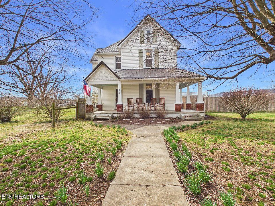 1st image of 207 Thomas Rd