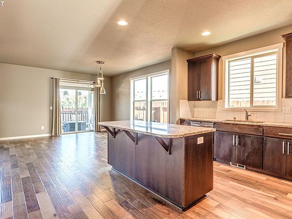 5th image of 5226 NE 66th Dr