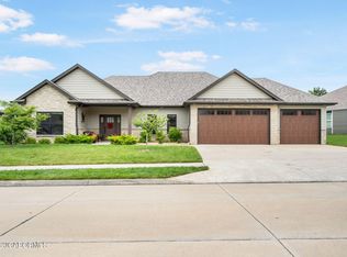 2513 Baxley Dr, Columbia, MO 65201