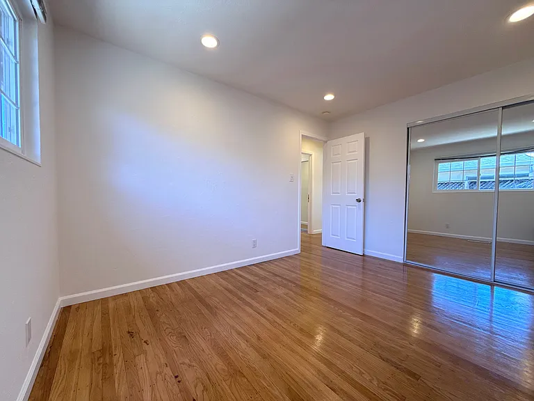 35930 Vinewood St — Photo 20