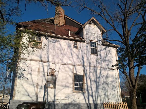 3rd image of 10157 Wayne Ave