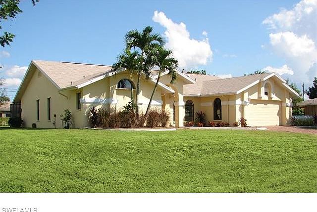 1st image of 309 SE 21st Ave
