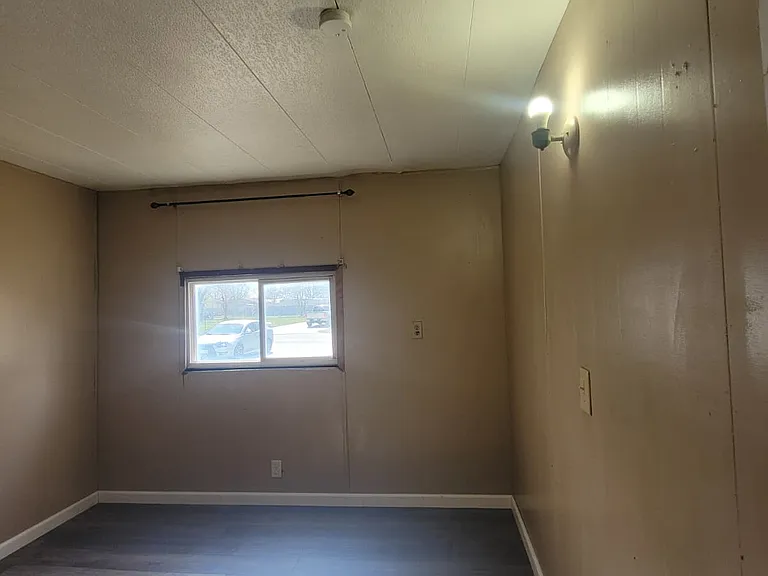 415 Arapahoe Ave — Photo 6