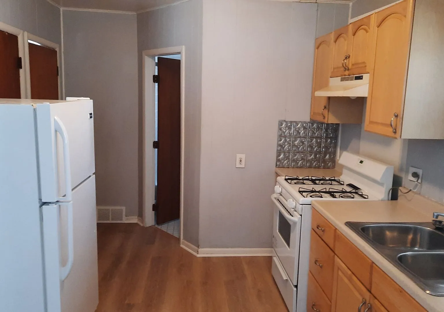 1 bedroom apartment in Oak Park $1000 a month — Photo 3