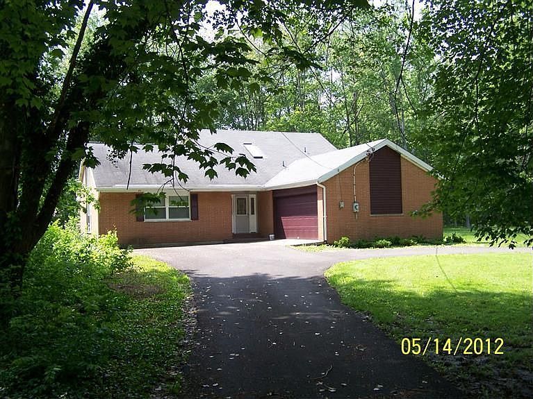 1st image of 5741 Hilltop Way